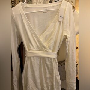 Hollister Women's White Long Sleeve Wrap shirt